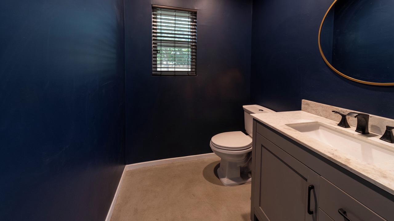 Photo of Bathroom in Lake Balboa