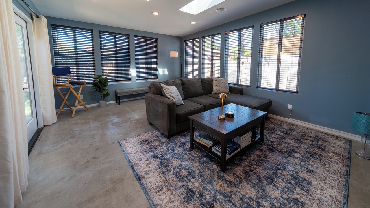 Photo of Livingroom in Lake Balboa