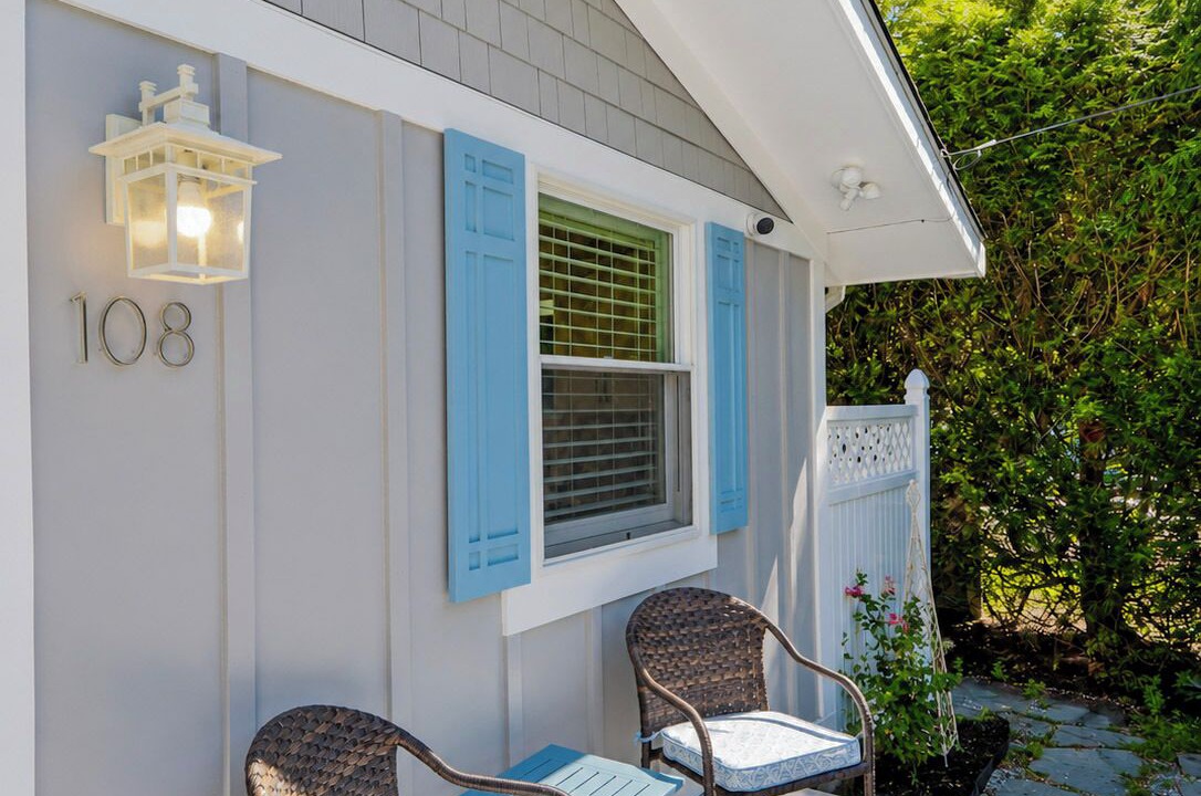 Photo of Patio Balcony in Jamestown Shores