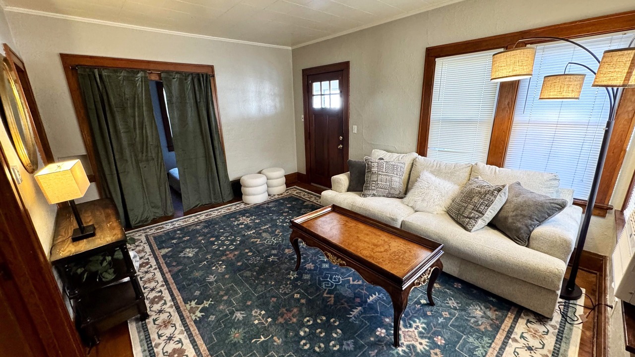 Photo of Livingroom in Benson