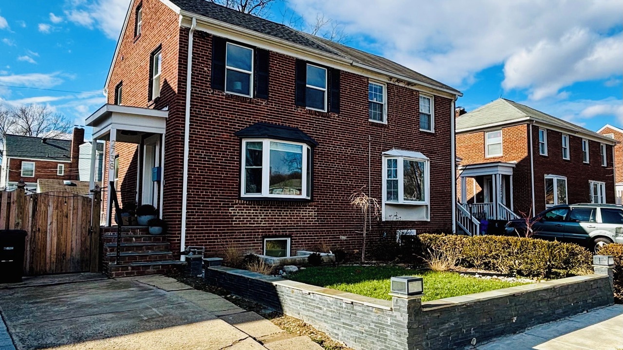 Photo of Outdoor in Arlington Ridge