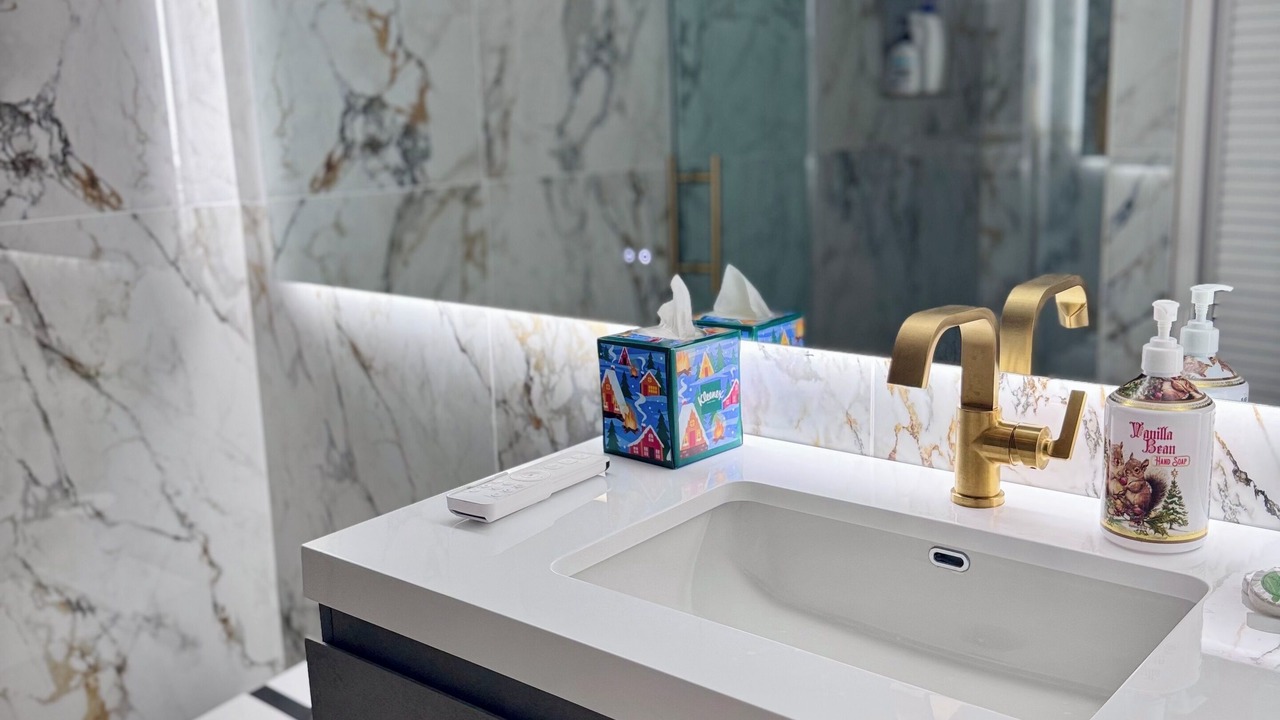 Photo of Bathroom in Arlington Ridge