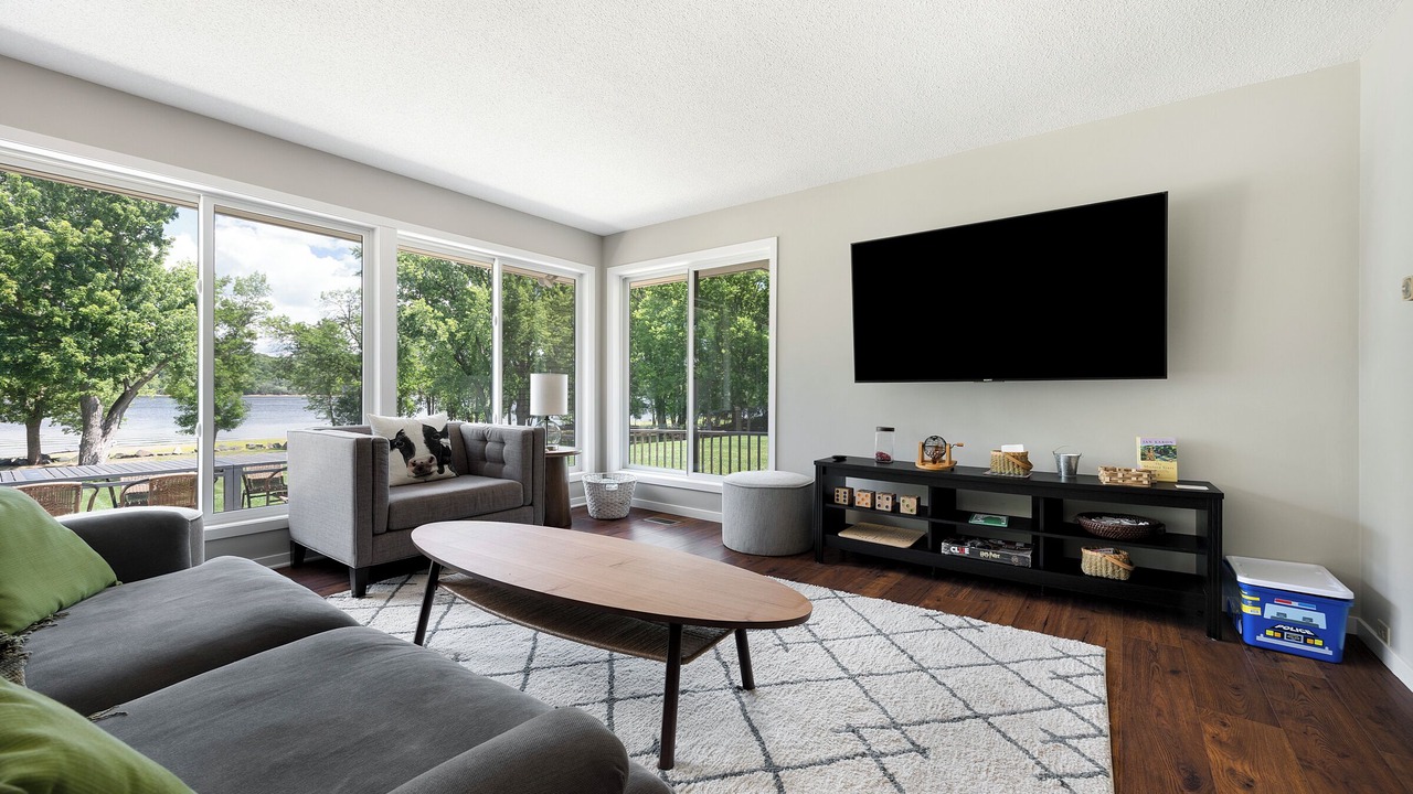Photo of Livingroom in Bayport
