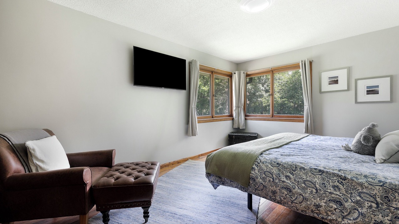 Photo of Bedroom in Bayport