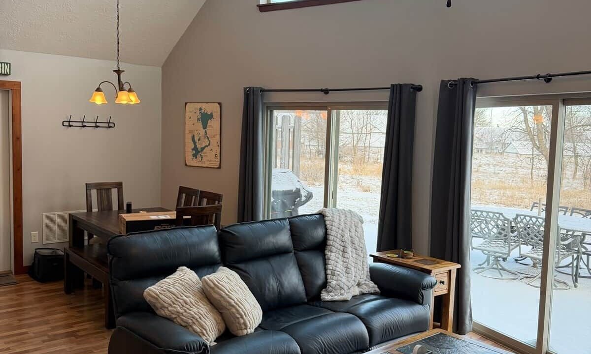 Photo of Livingroom in Spirit Lake