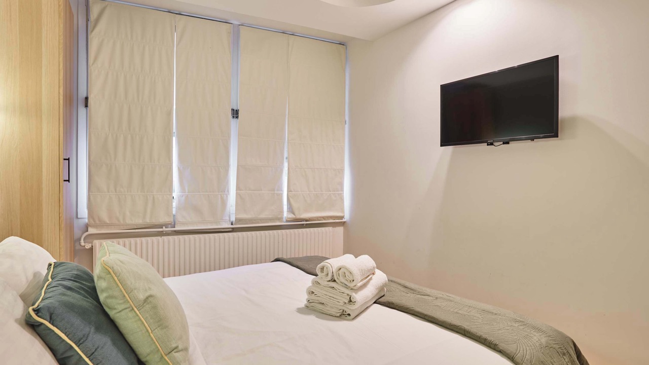 Photo of Bedroom in Montparnasse