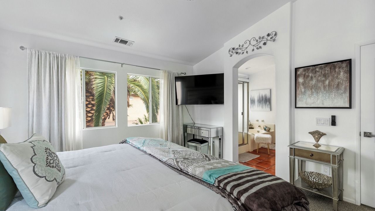 Photo of Bedroom in Oxnard
