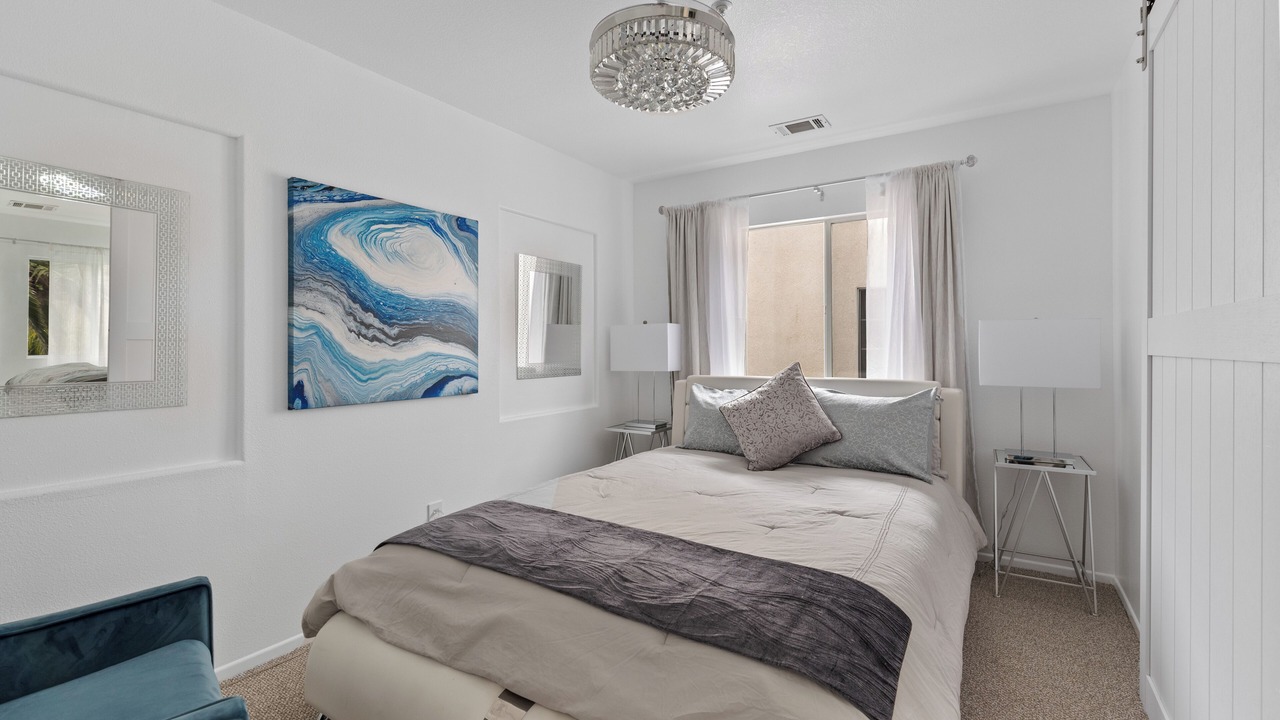 Photo of Bedroom in Oxnard