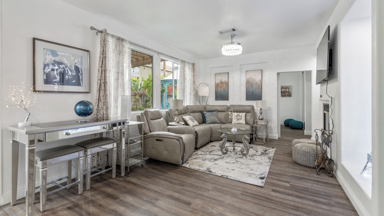 Photo of Livingroom in Oxnard
