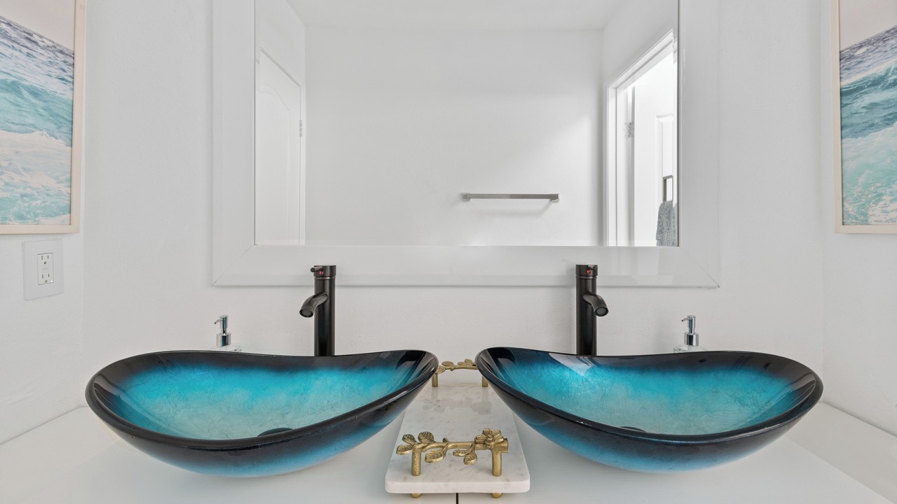 Photo of Bathroom in Oxnard
