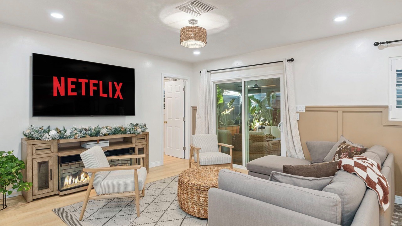 Photo of Livingroom in Sherwood Forest and Thistle Development
