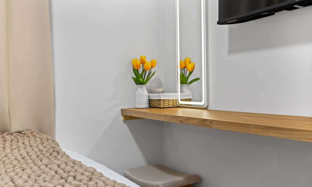 Photo of Bedroom in Columbus Park - Andrew Square