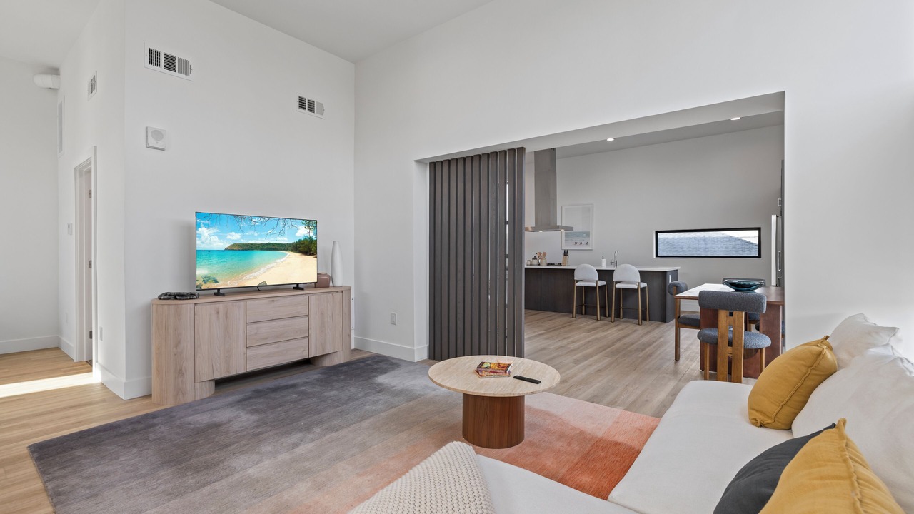 Photo of Livingroom in NoHo Arts District