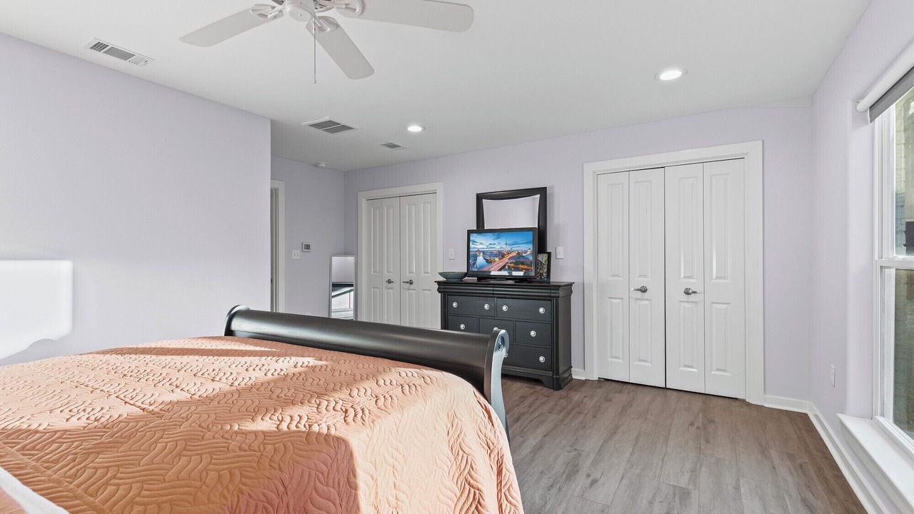 Photo of Bedroom in Jackson Heights