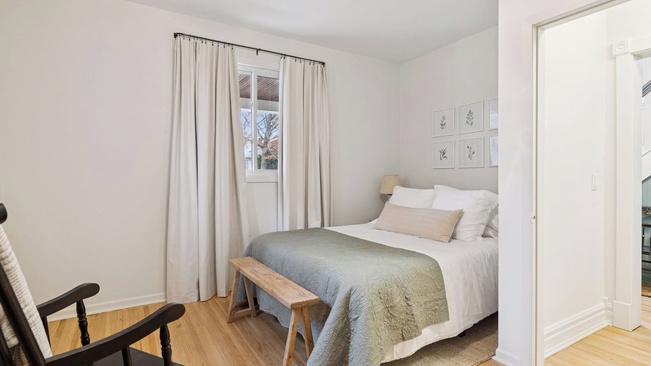 Photo of Bedroom in Riverview
