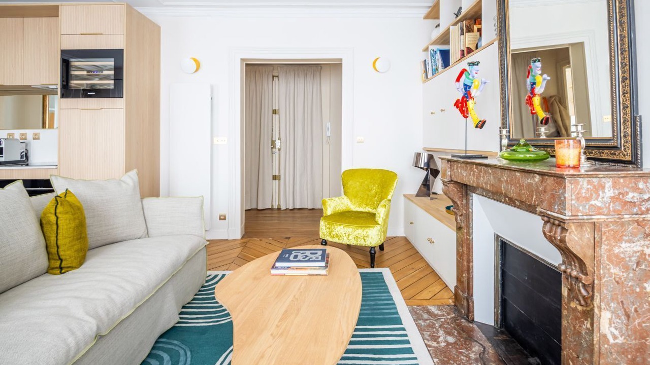 Photo of Livingroom in Notre-Dame-des-Champs