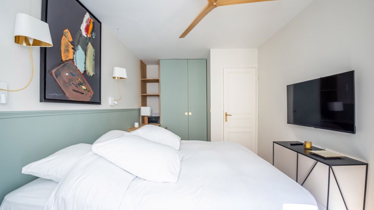 Photo of Bedroom in Notre-Dame-des-Champs