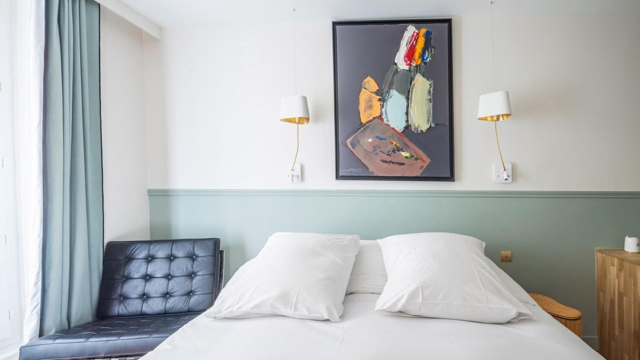 Photo of Bedroom in Notre-Dame-des-Champs