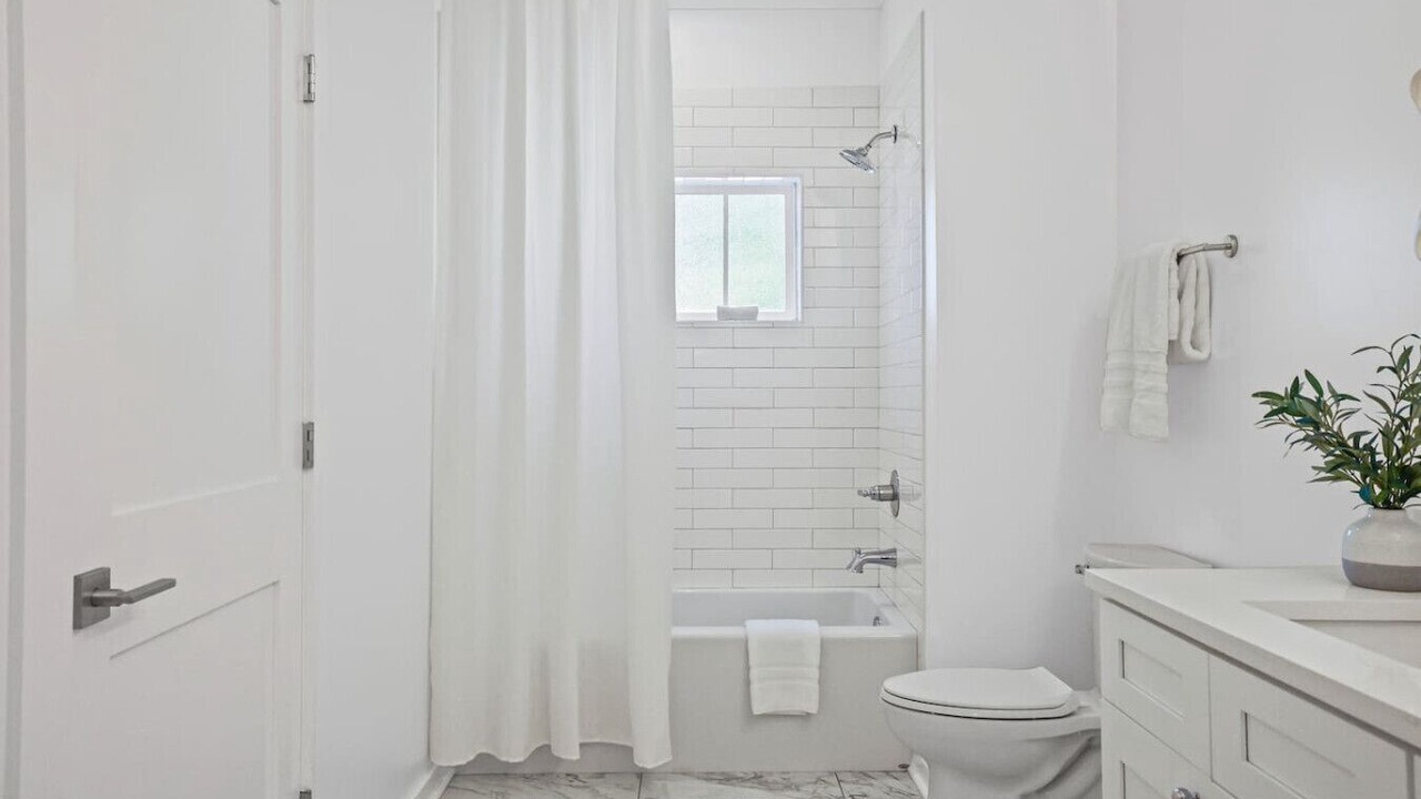 Photo of Bathroom in Pass Christian