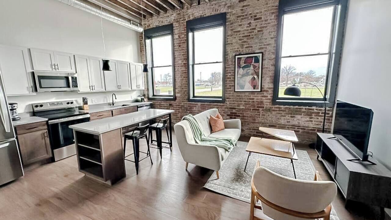 Photo of Livingroom in Newton