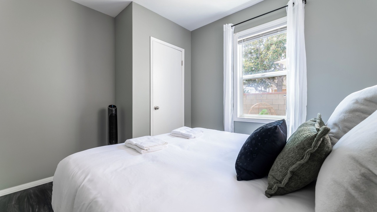 Photo of Bedroom in Hawthorne
