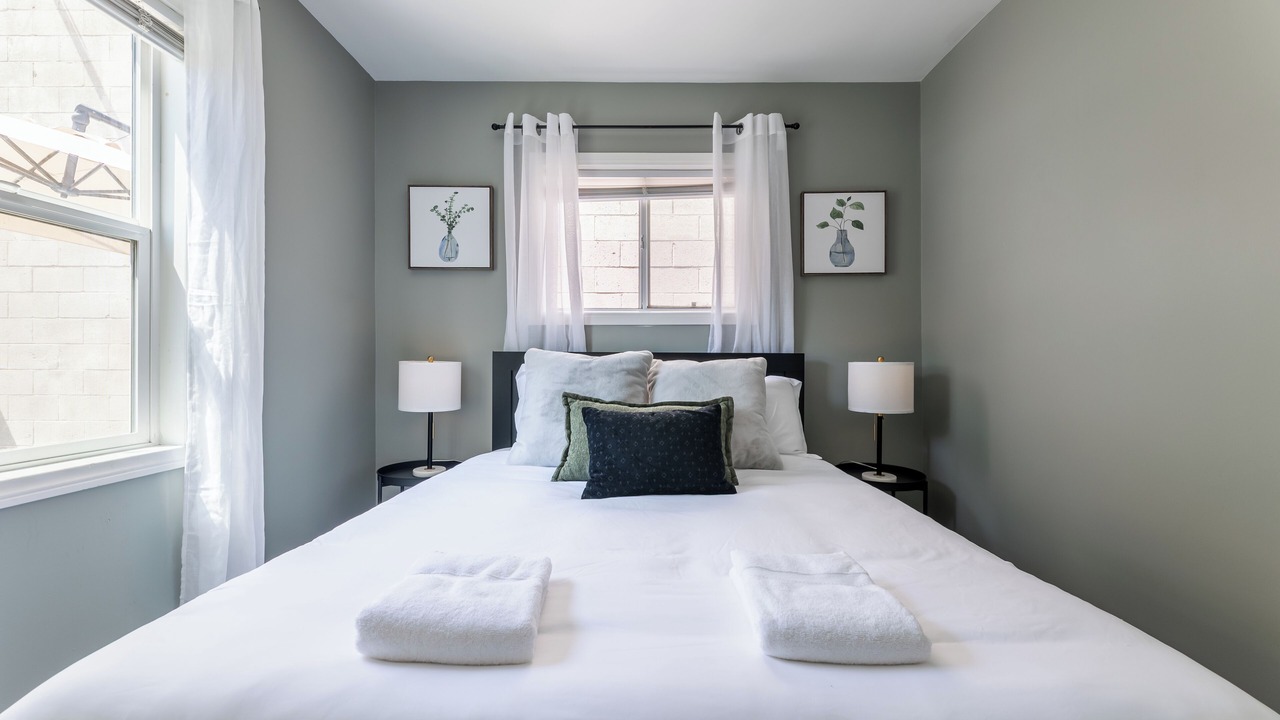 Photo of Bedroom in Hawthorne