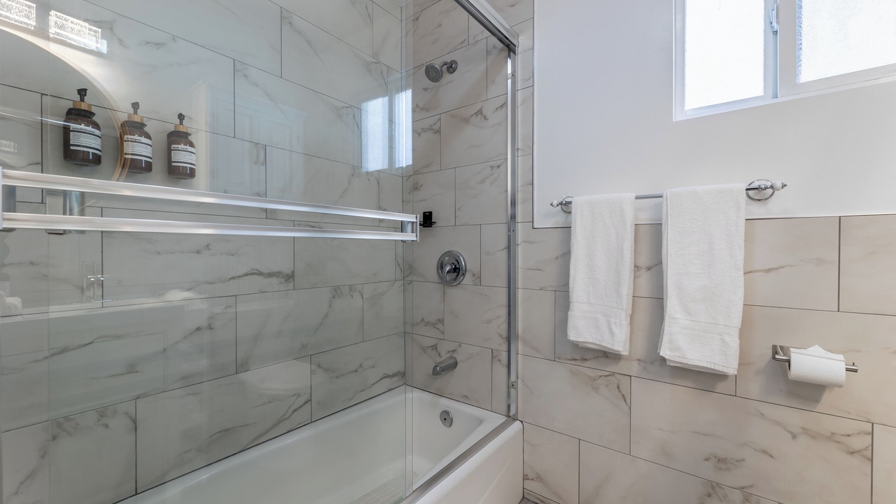 Photo of Bathroom in Hawthorne