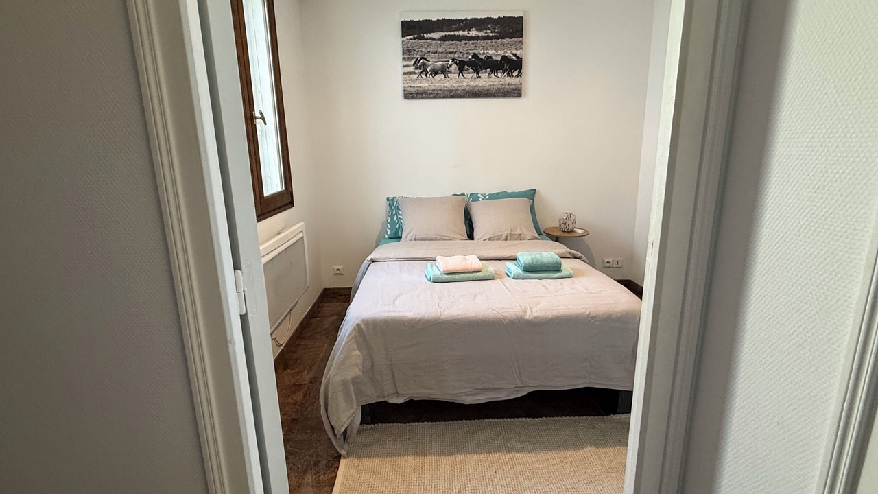 Photo of Bedroom in La Mare