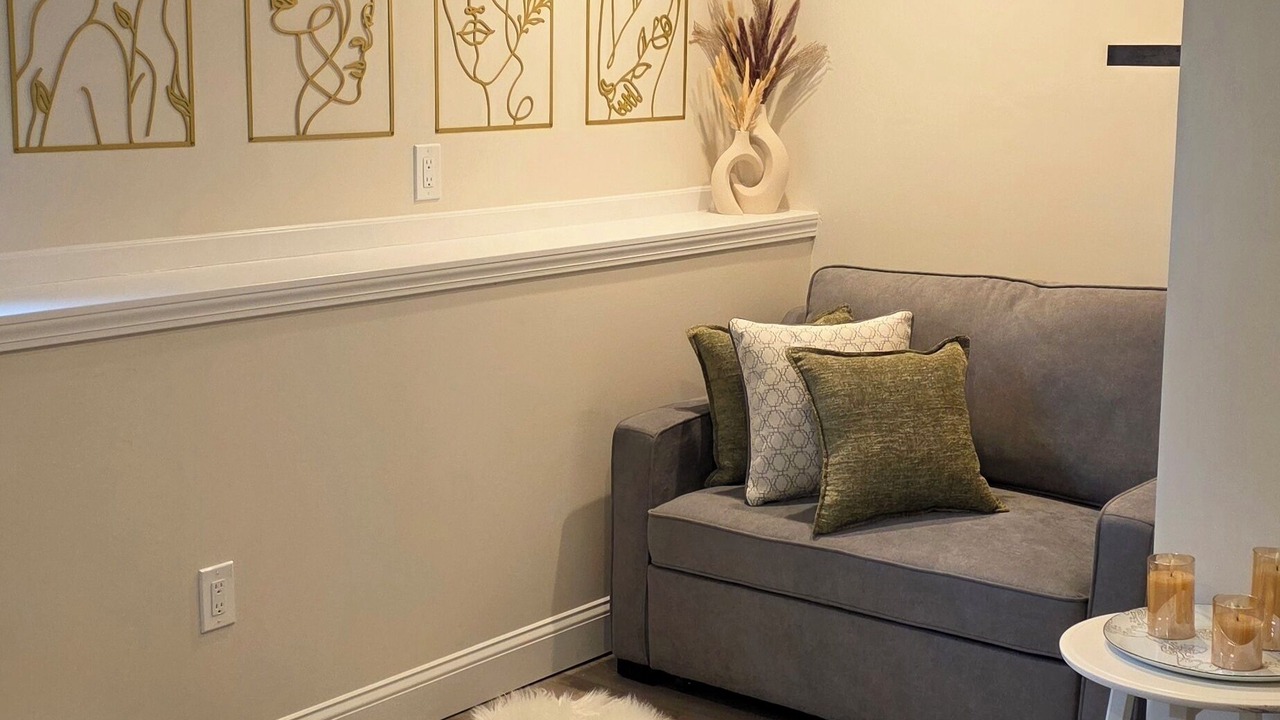 Photo of Livingroom in Stoughton