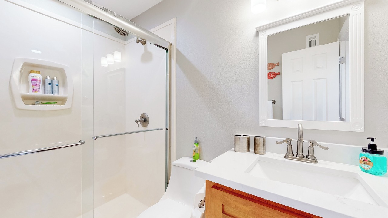Photo of Bathroom in Diamondhead