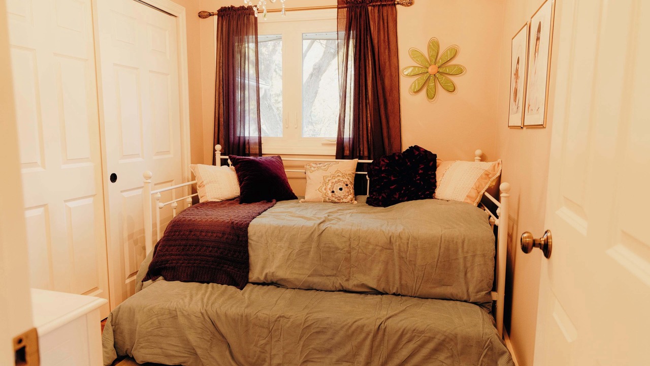 Photo of Bedroom in Burnsville