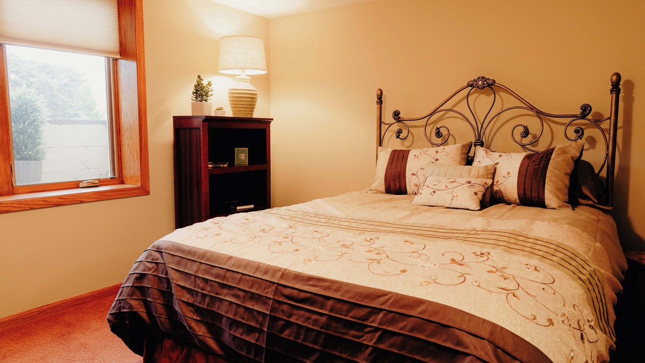 Photo of Bedroom in Burnsville