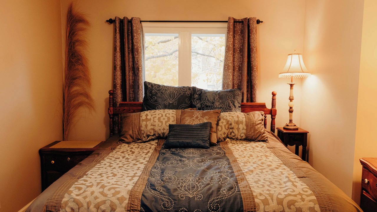 Photo of Bedroom in Burnsville