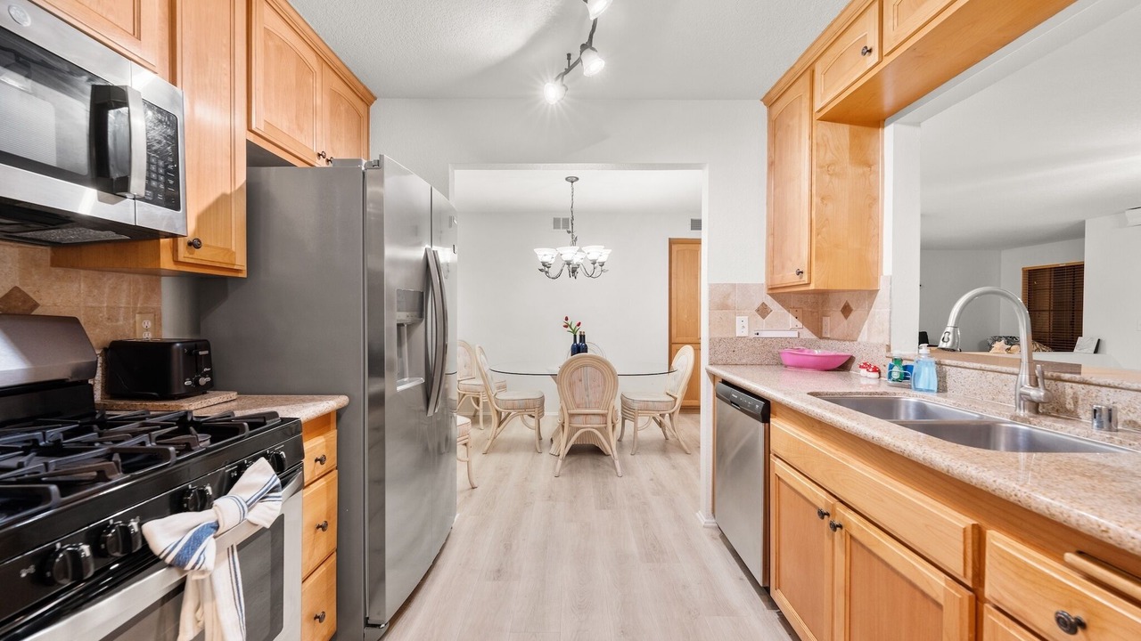 Photo of Kitchen in Oxnard Shores