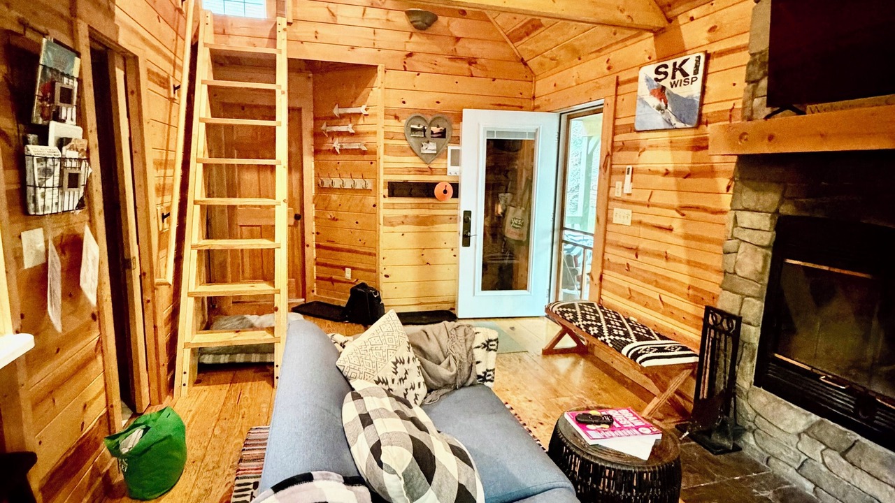 Photo of Livingroom in Thayerville