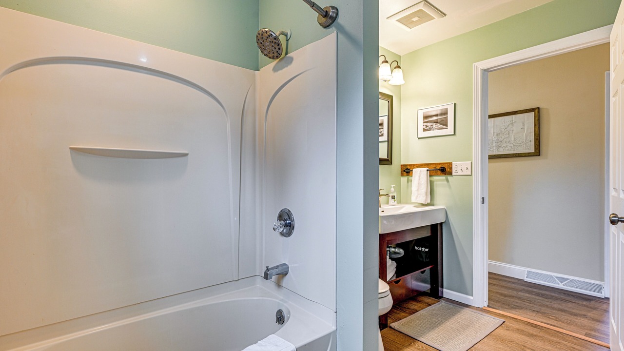 Photo of Bathroom in Nekoosa