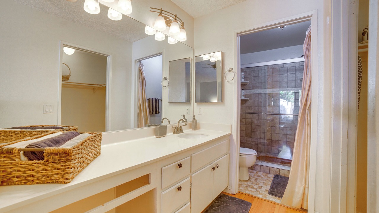 Photo of Bathroom in Moreno Valley
