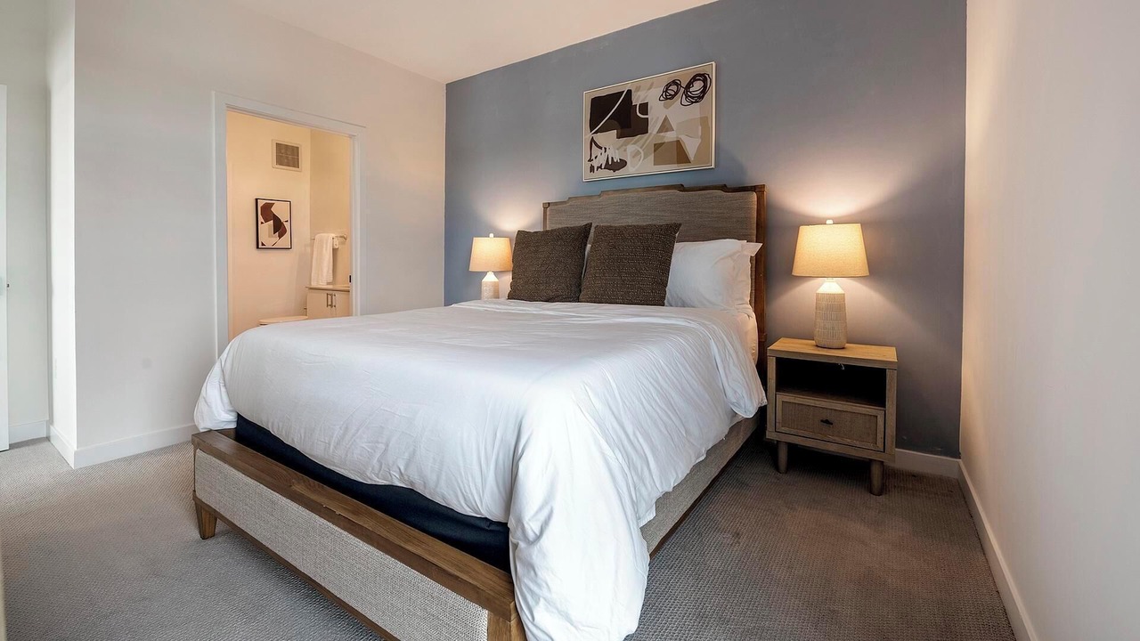 Photo of Bedroom in Old Town West
