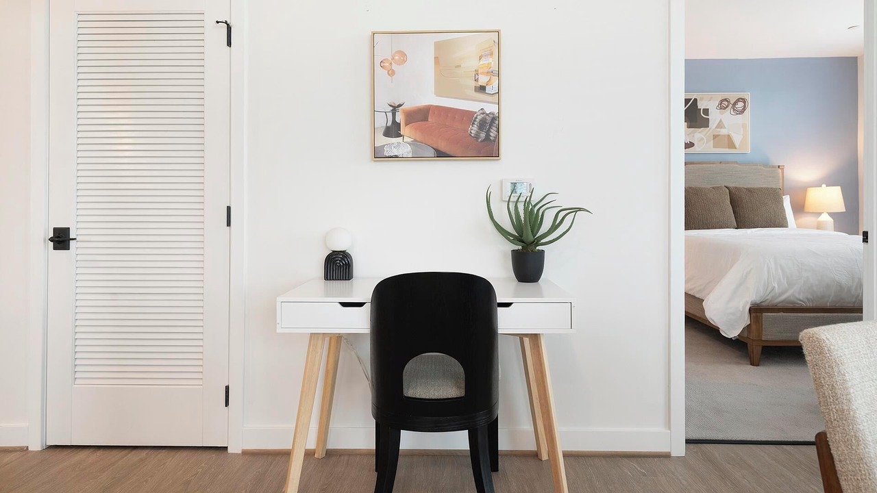 Photo of Bedroom in Old Town West