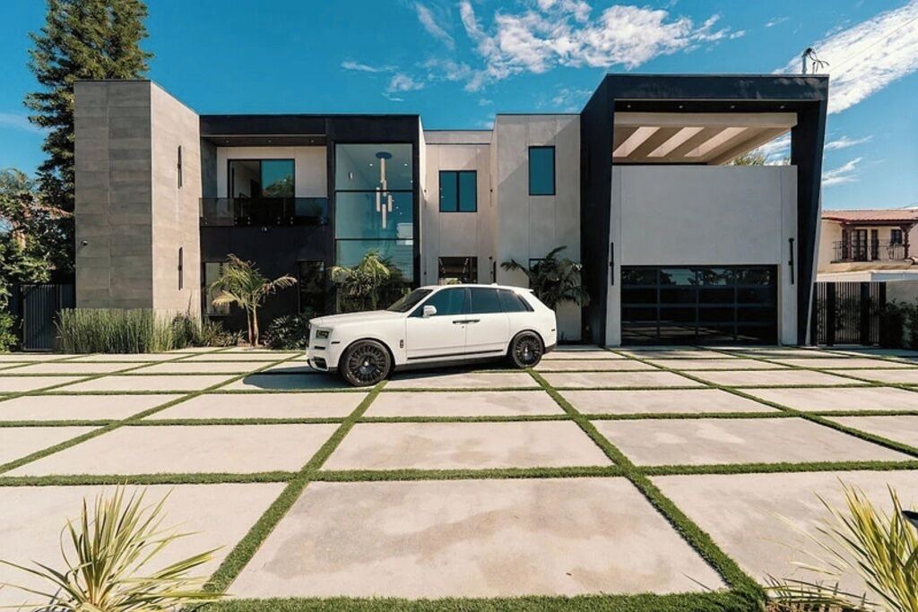 Photo of Outdoor in North Hollywood