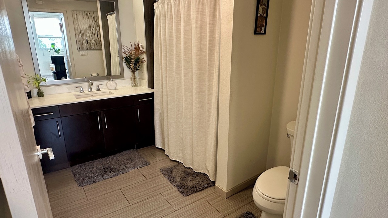 Photo of Bathroom in NoHo Arts District