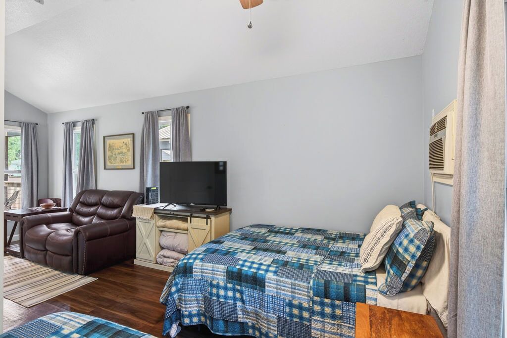 Photo of Bedroom in Biloxi