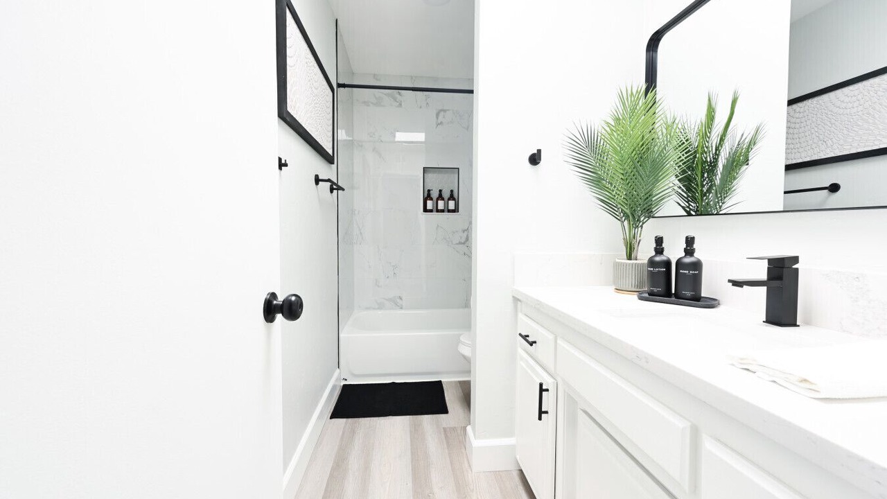 Photo of Bathroom in Bakersfield