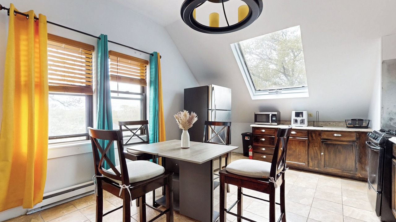 Photo of Kitchen in West Street - River Street