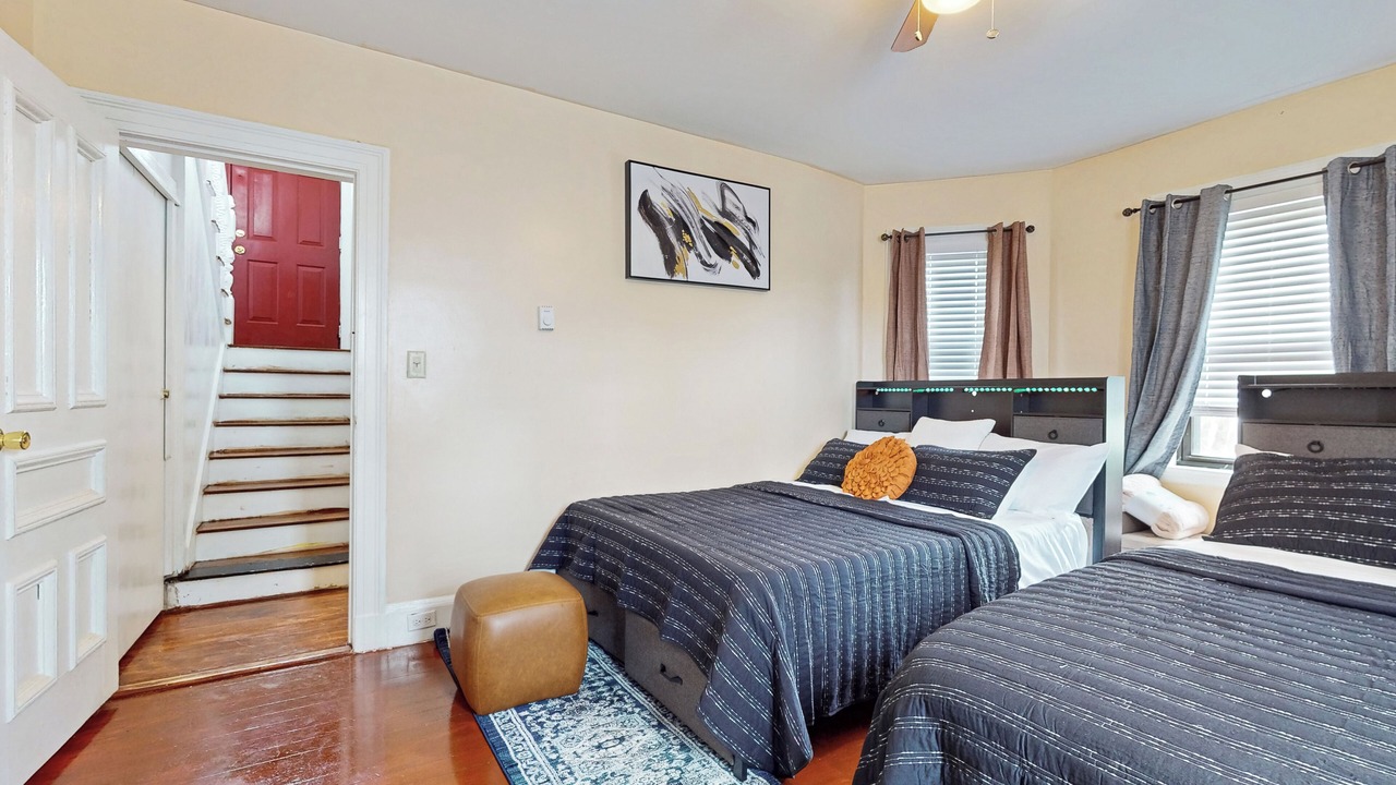 Photo of Bedroom in West Street - River Street
