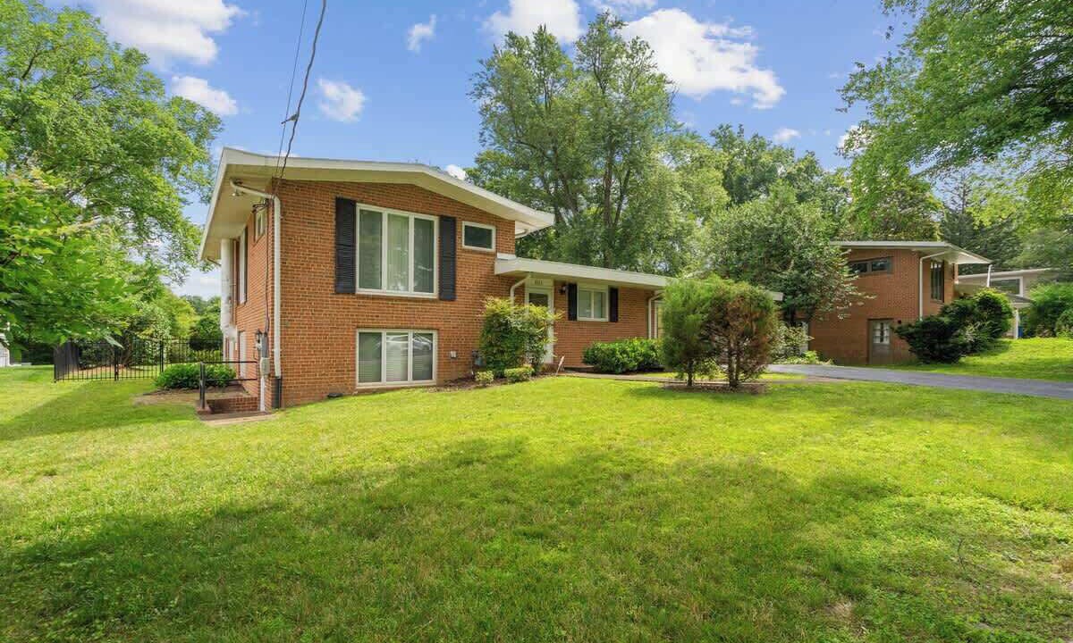 Photo of Outdoor in McLean