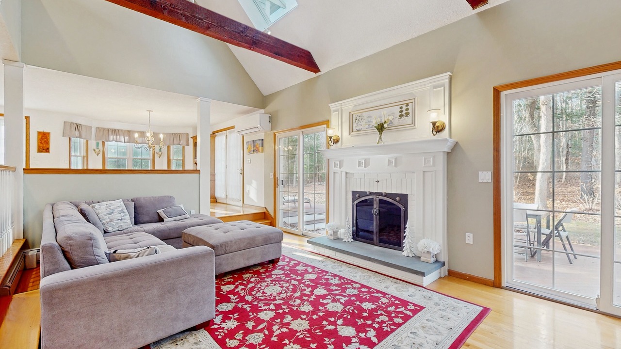 Photo of Livingroom in West Falmouth