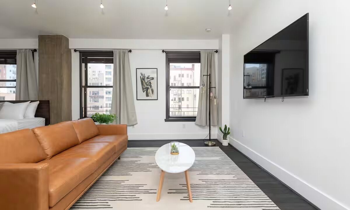 Photo of Livingroom in Historic Core