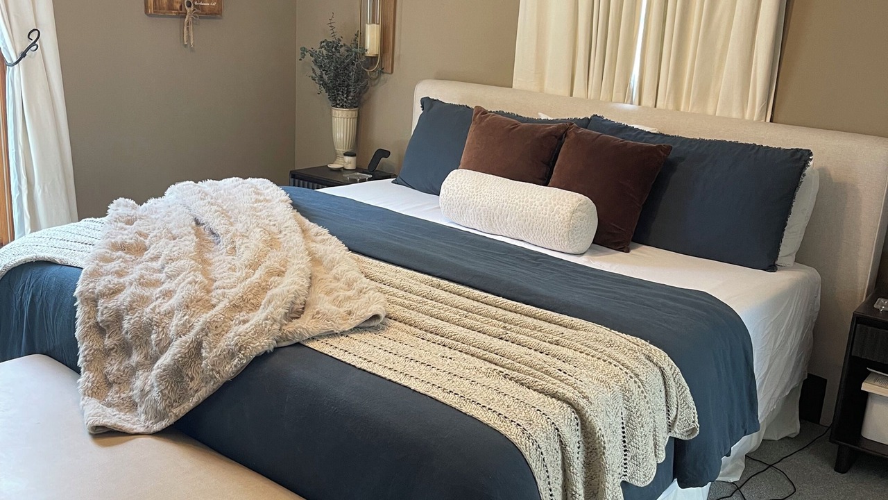 Photo of Bedroom in Guthrie County