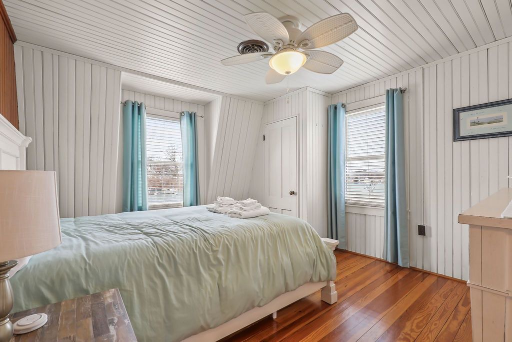 Photo of Bedroom in Buzzards Bay